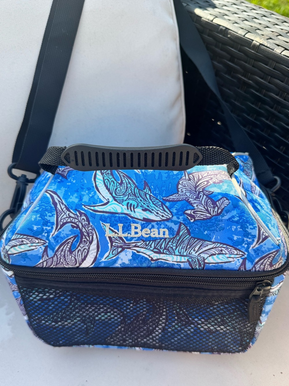 L.L.Bean Flip-Top Insulated Lunch Box - Glacier Blue Shark Print - Picture 9 of 9